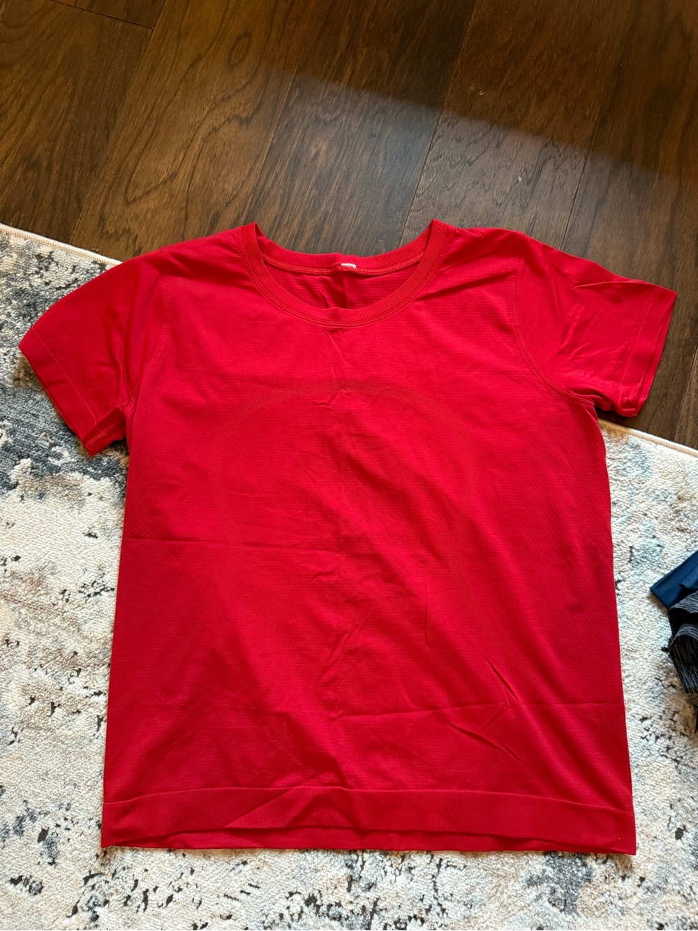 lululemon athletica Red Short-Sleeve Athletic Top no tag